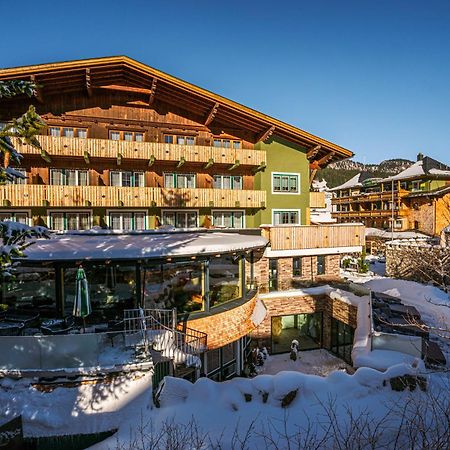 Hotel "Zum Ritter" Tannheim Kültér fotó