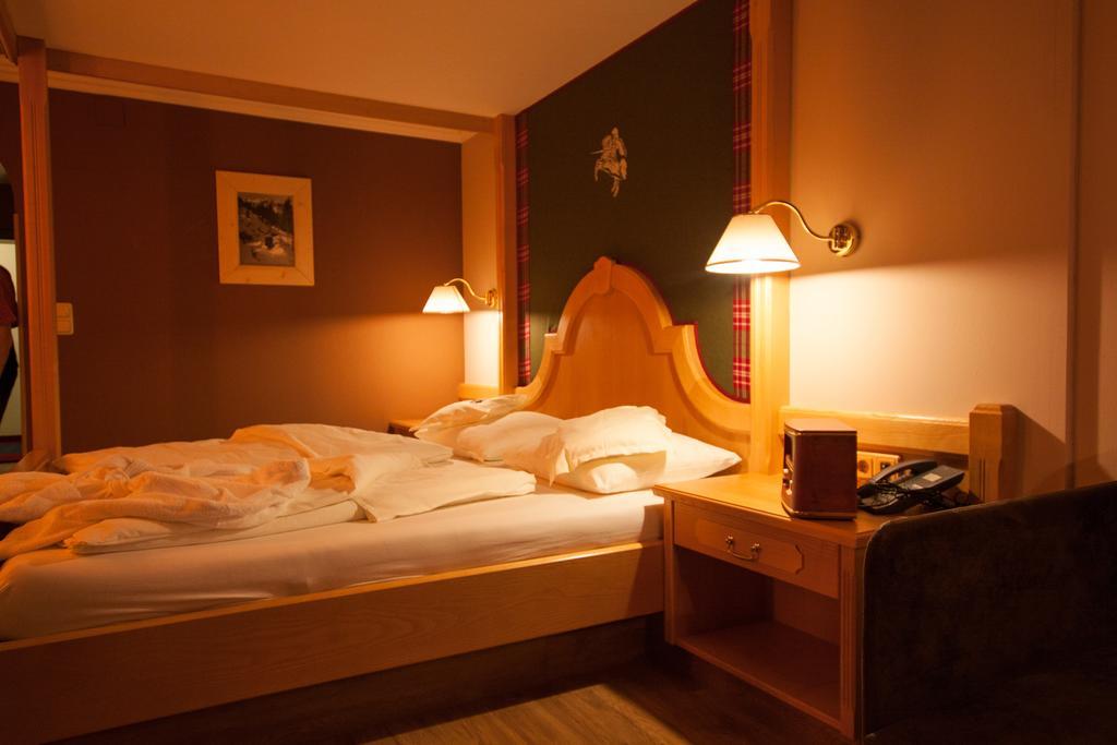 Hotel "Zum Ritter" Tannheim Kültér fotó